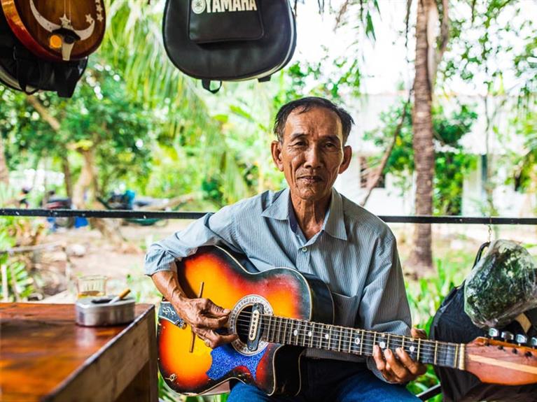 Group tour: MEKONG DEALTA TOUR 4 Days 3 Nights