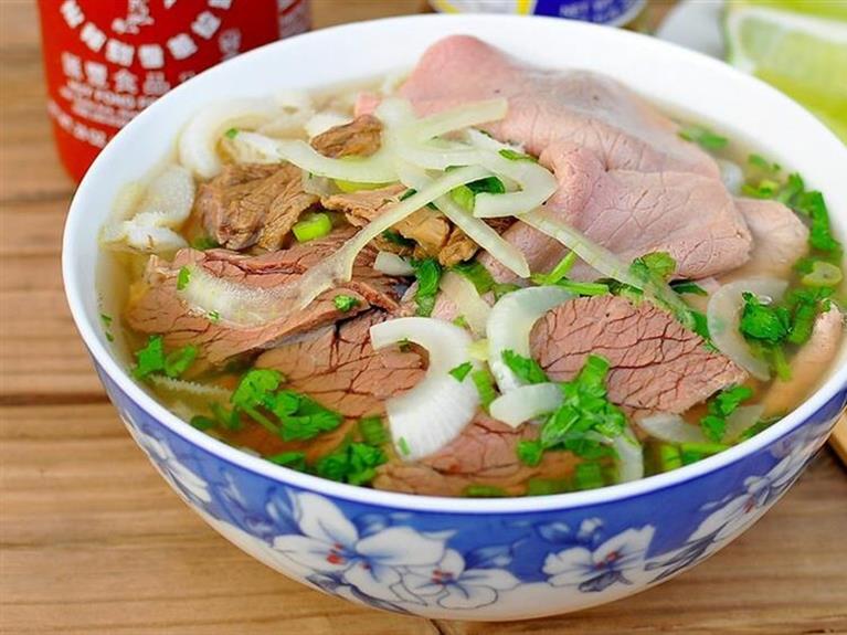 Vietnam beef noodle soup ranked among world's 20 best dishes by CNN