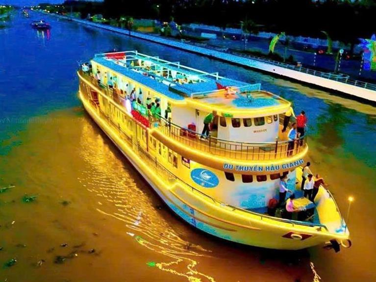 Romantic Afternoon Tea on the Hau River 